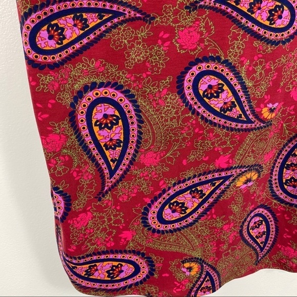 LuLaRoe Irma Paisley Print Tunic Top XS - Picture 6 of 8